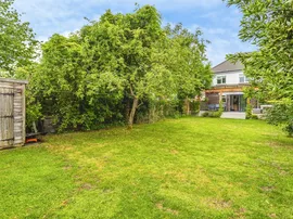 Crescent Road, Burgess Hill thumb 2