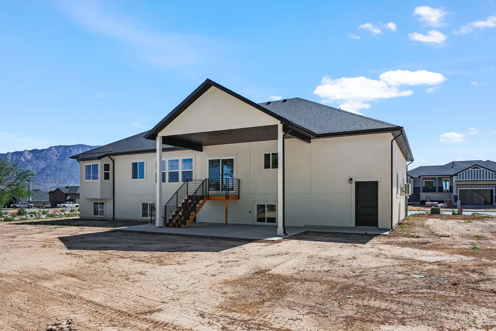 2889 N 3475 W, Plain City, UT 84404