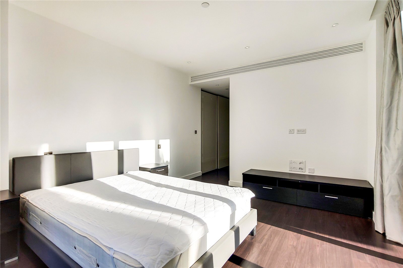 Meranti House, Goodmans Field, Alie Street, London, E1 Image 9