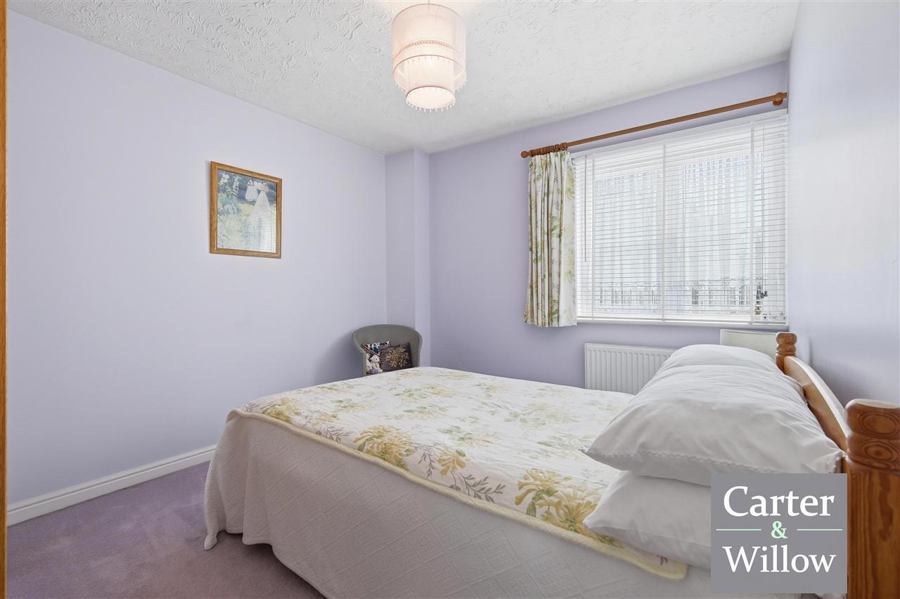Foxglove Road, Parish Fields, Essex Image 15