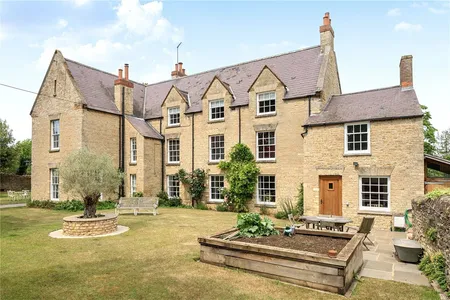 Grange Road, Stanwick, NN9