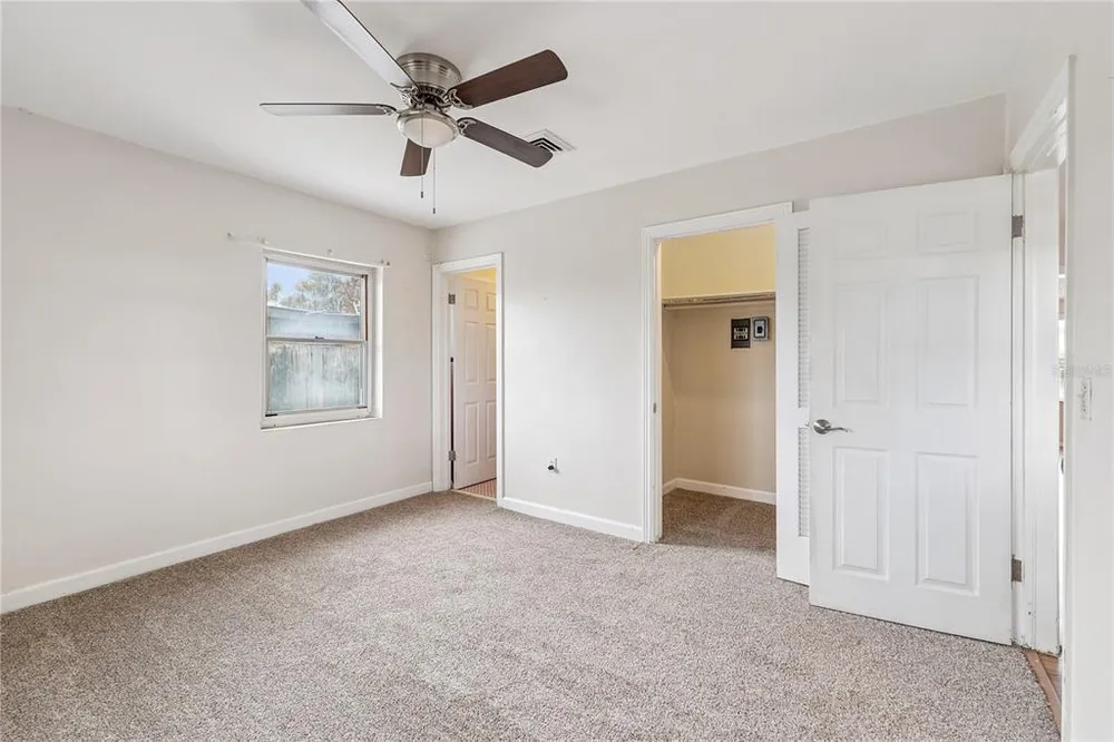 716 Avenue I NE, Winter Haven, FL 33881