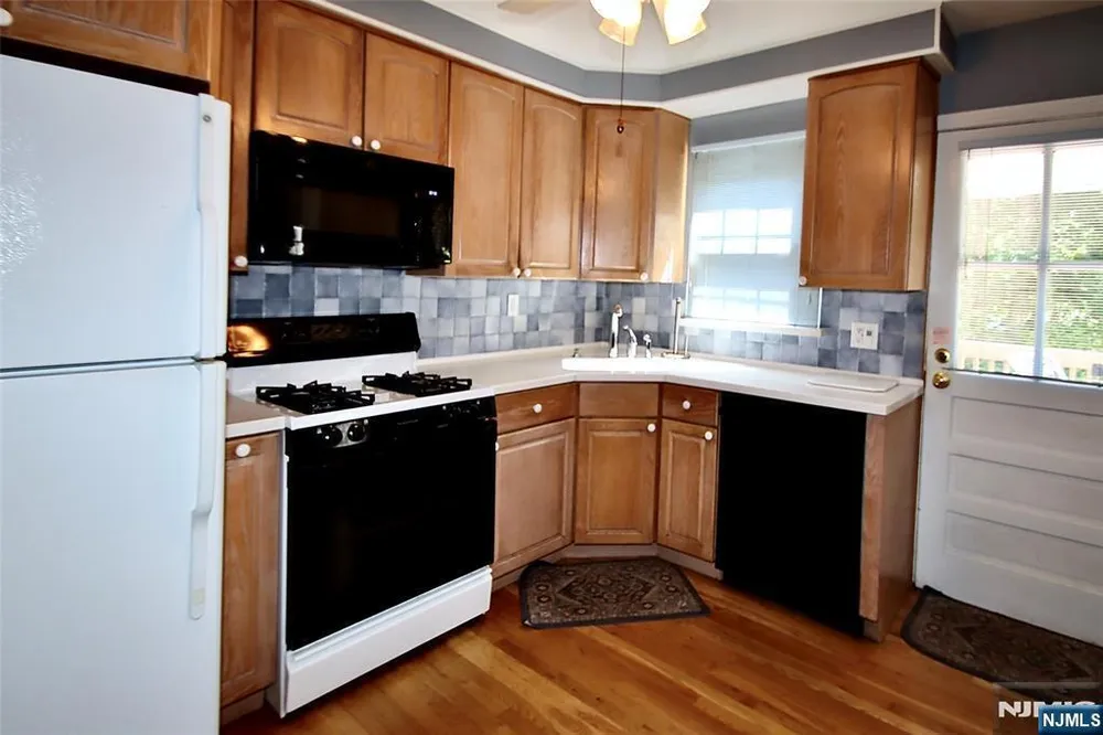 17-19 Greenwood Drive, Fair Lawn, NJ 07410