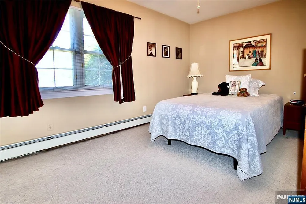 17-19 Greenwood Drive, Fair Lawn, NJ 07410