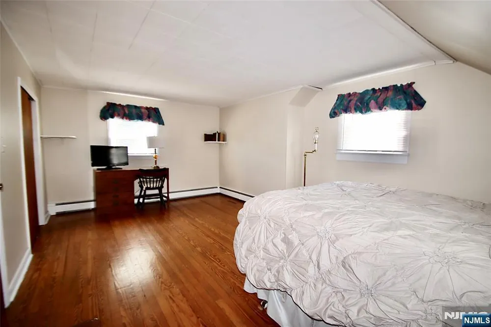 17-19 Greenwood Drive, Fair Lawn, NJ 07410