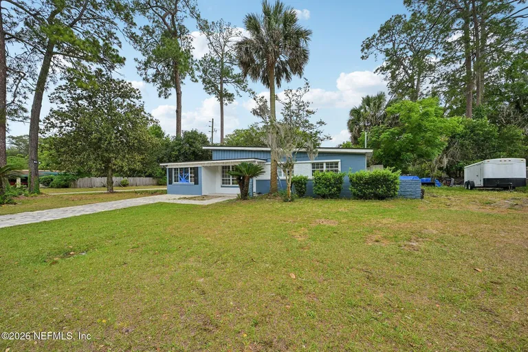 5356 Keystone Dr N, Jacksonville, FL 32207