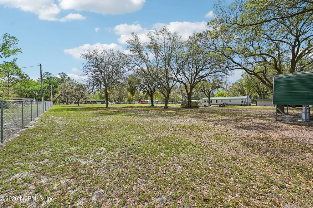 128 Sesame St, Middleburg, FL 32068