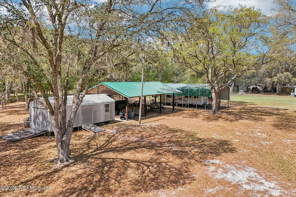 128 Sesame St, Middleburg, FL 32068