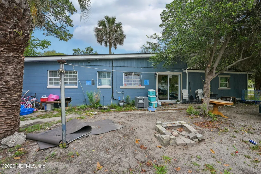 5356 Keystone Dr N, Jacksonville, FL 32207