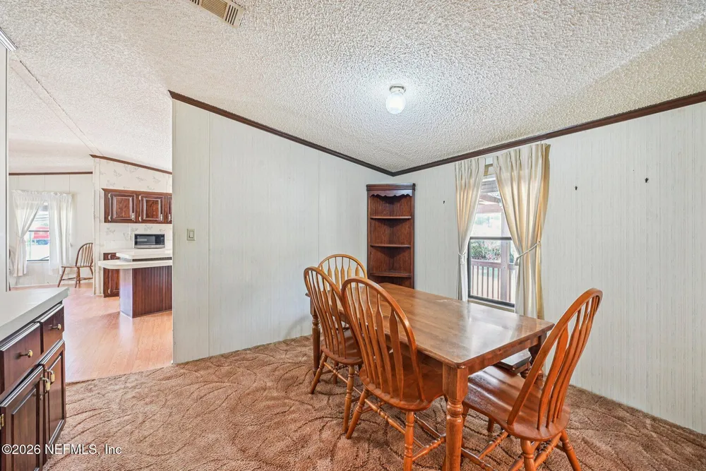 128 Sesame St, Middleburg, FL 32068