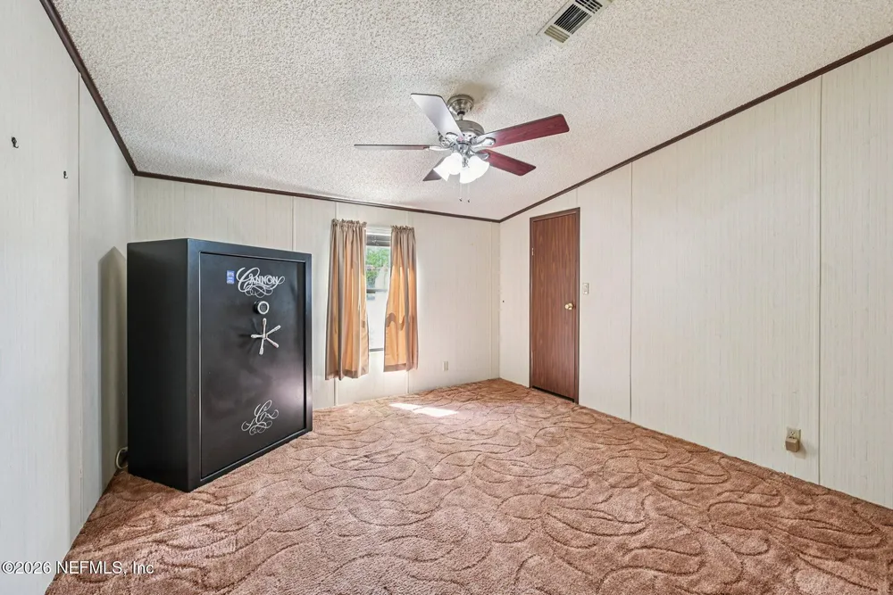 128 Sesame St, Middleburg, FL 32068