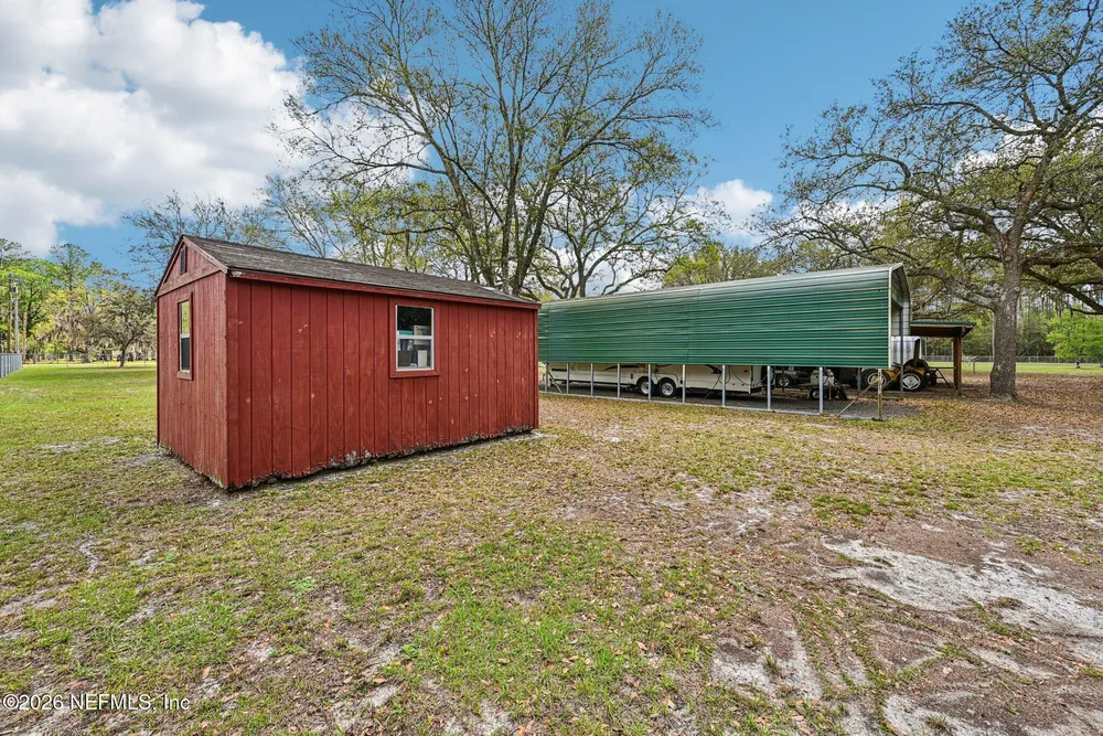 128 Sesame St, Middleburg, FL 32068