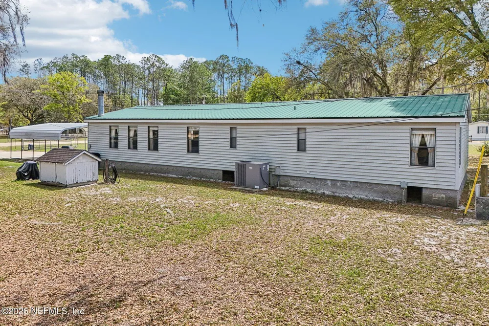 128 Sesame St, Middleburg, FL 32068