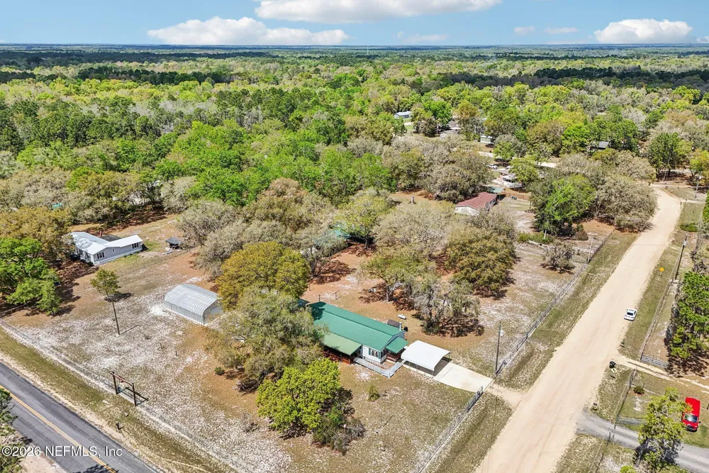 128 Sesame St, Middleburg, FL 32068