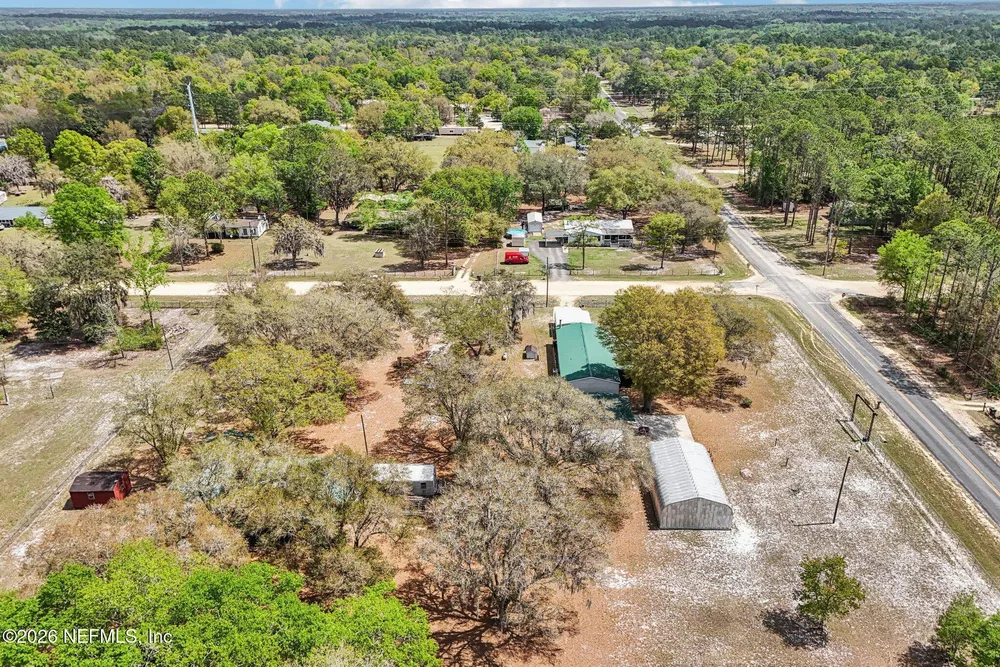128 Sesame St, Middleburg, FL 32068