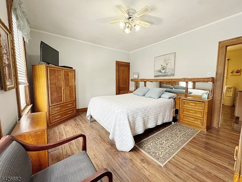 84 Saint Marys Pl, Nutley, NJ 07110