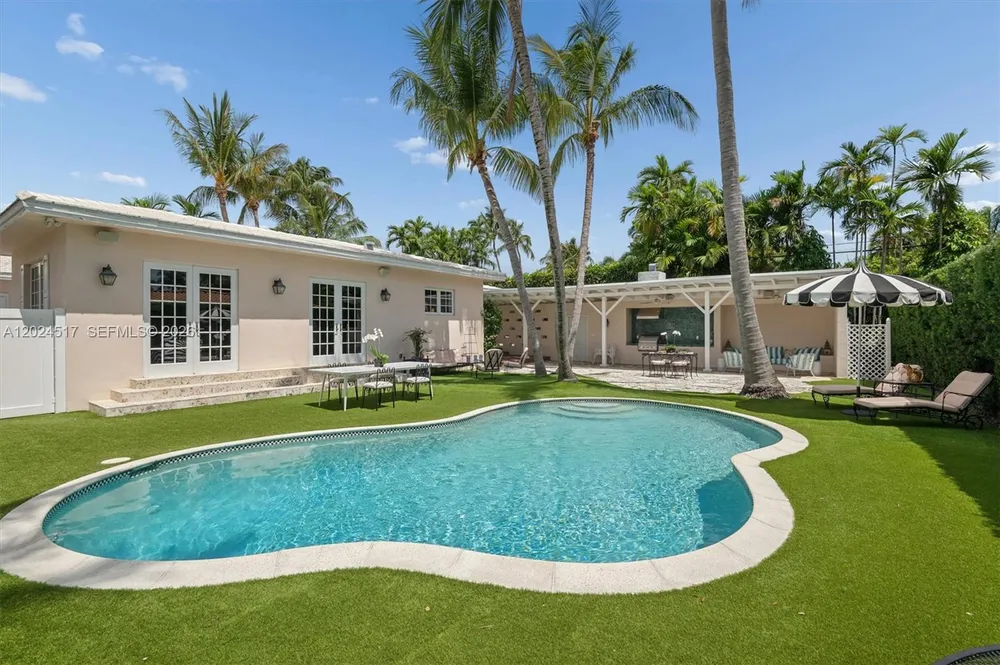 1255 NE 99th St, Miami Shores, FL 33138