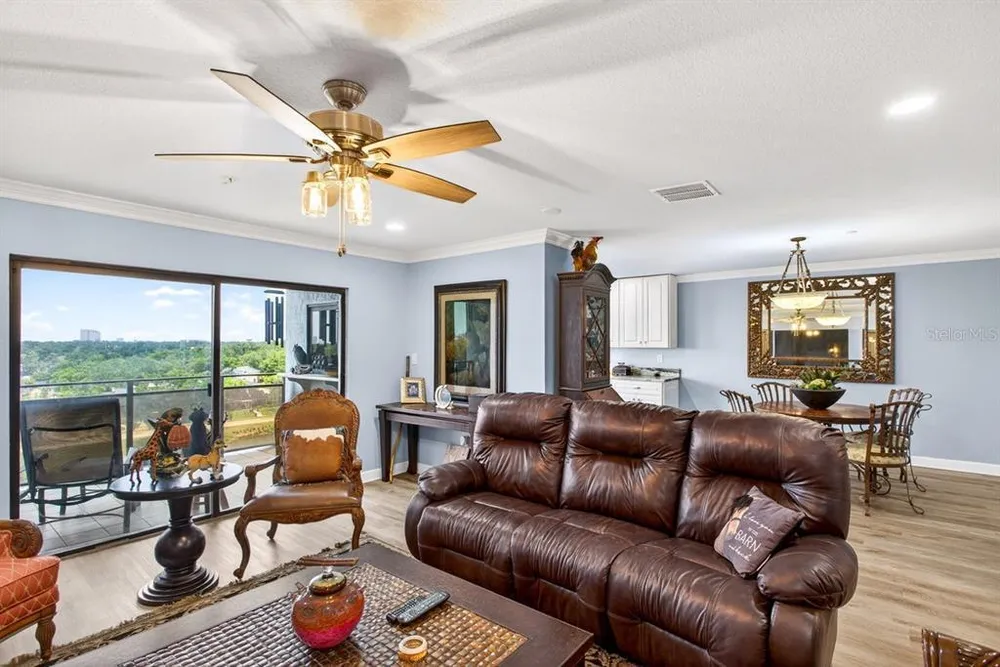2780 N Riverside Dr, Tampa, FL 33602