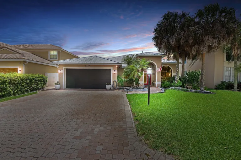 12328 Saint Simon Dr, Boca Raton, FL 33428