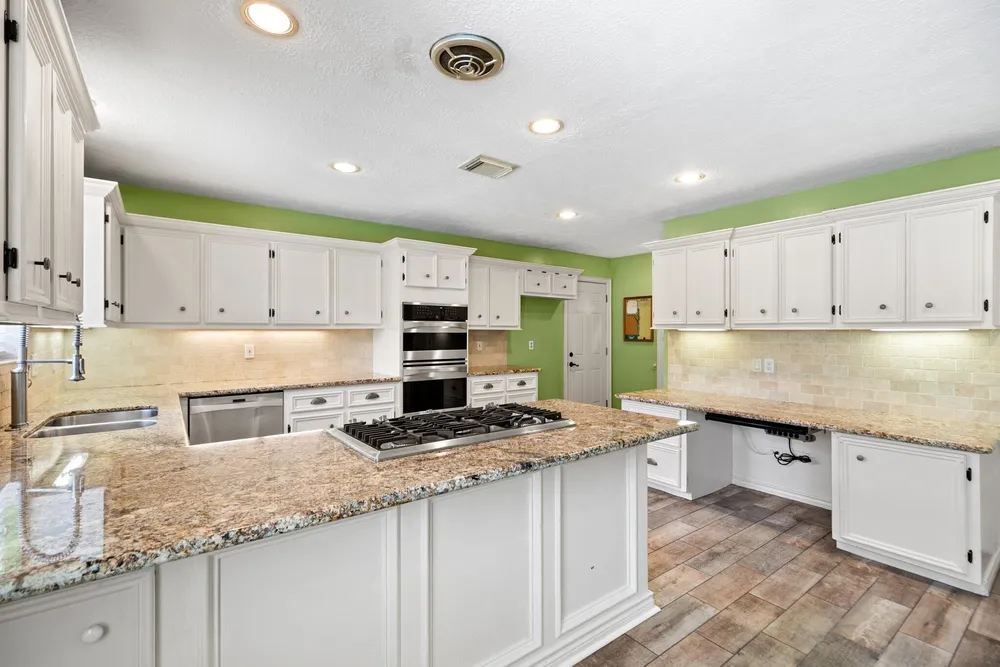 12923 Hunterfield Dr, Cypress, TX 77429