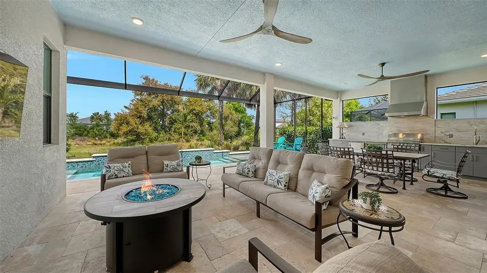 5018 Surfside Circle, Lakewood Ranch, FL 34211