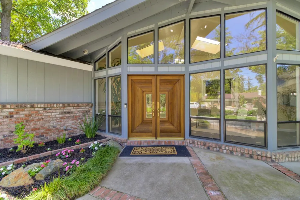 4320 Rand Ln, Sacramento, CA 95864