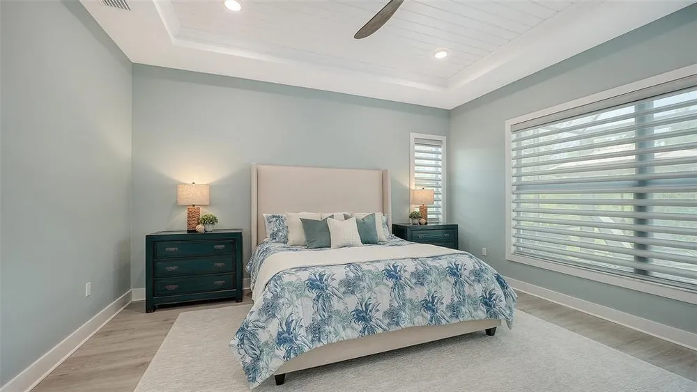 5018 Surfside Circle, Lakewood Ranch, FL 34211