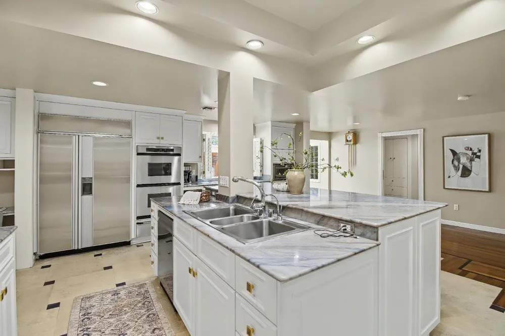 4320 Rand Ln, Sacramento, CA 95864