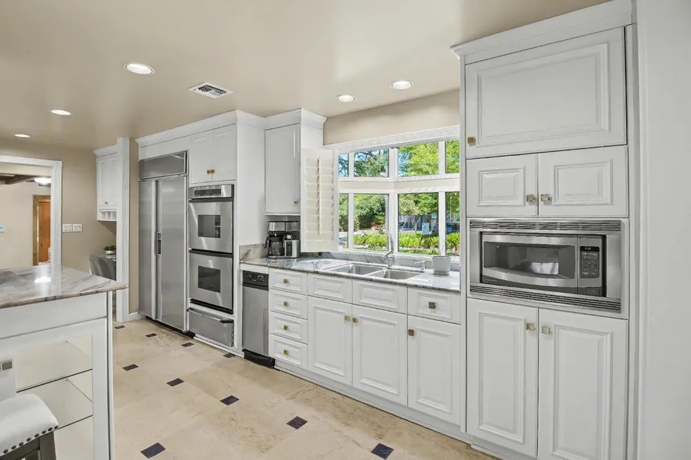4320 Rand Ln, Sacramento, CA 95864
