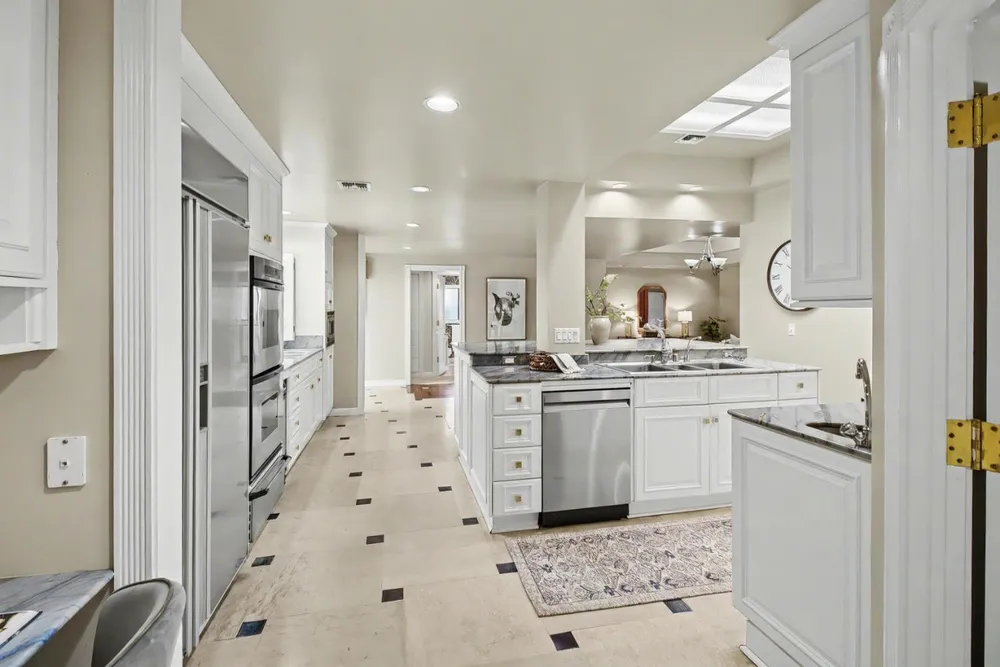 4320 Rand Ln, Sacramento, CA 95864