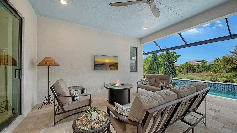 5018 Surfside Circle, Lakewood Ranch, FL 34211