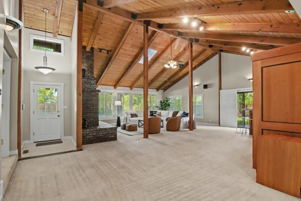 4320 Rand Ln, Sacramento, CA 95864