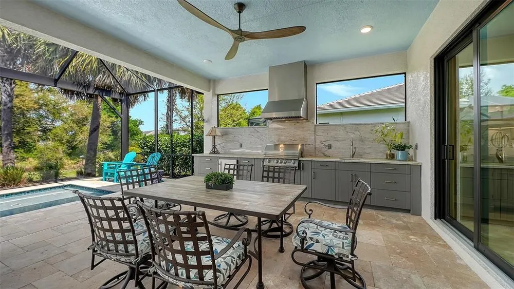 5018 Surfside Circle, Lakewood Ranch, FL 34211
