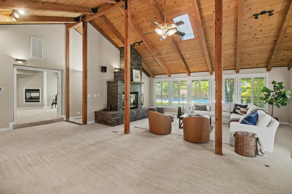 4320 Rand Ln, Sacramento, CA 95864