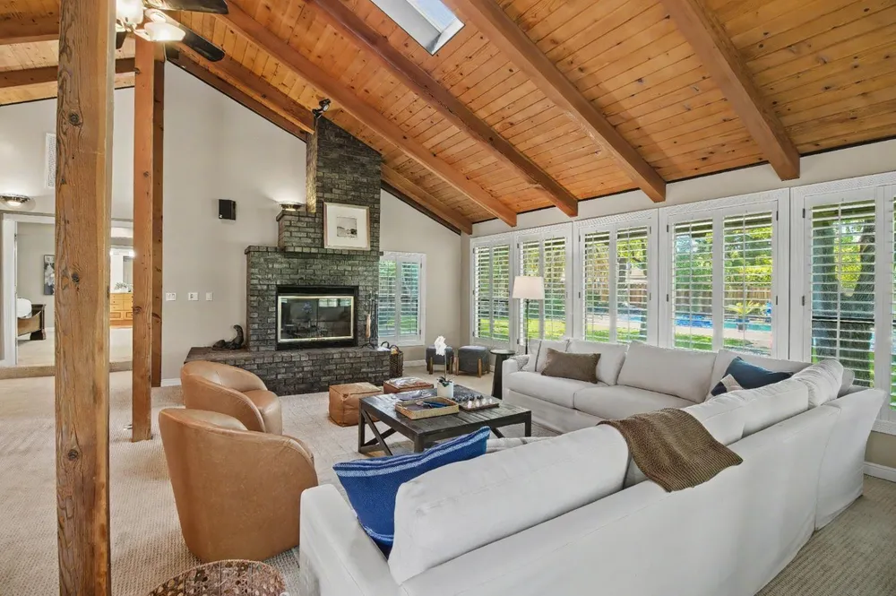 4320 Rand Ln, Sacramento, CA 95864