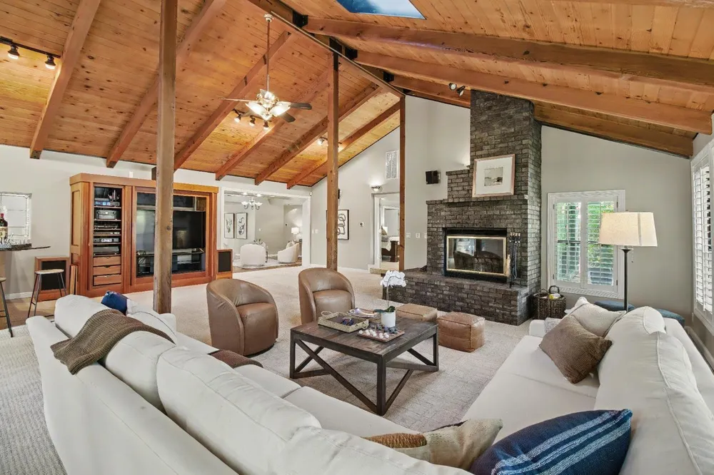 4320 Rand Ln, Sacramento, CA 95864