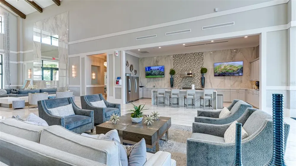 5018 Surfside Circle, Lakewood Ranch, FL 34211