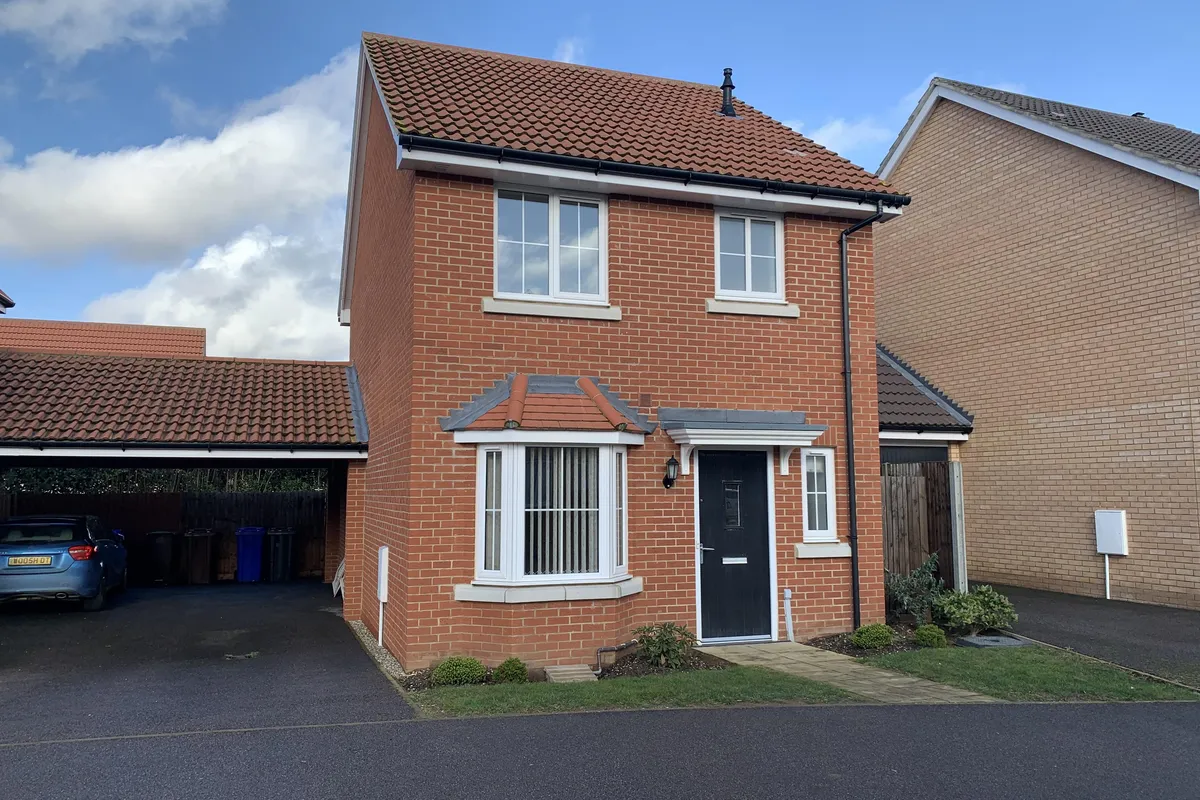 Fennel Drive, Red Lodge, BURY ST. EDMUNDS