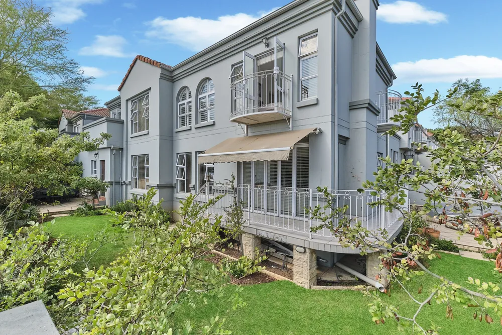 South Africa, Gauteng, Eagle Canyon Golf Estate, Eagle Canyon Boulevard, 741