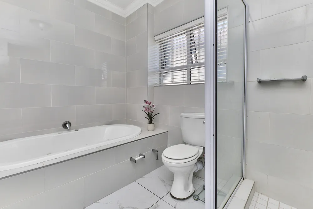 South Africa, Gauteng, Eagle Canyon Golf Estate, Eagle Canyon Boulevard, 741
