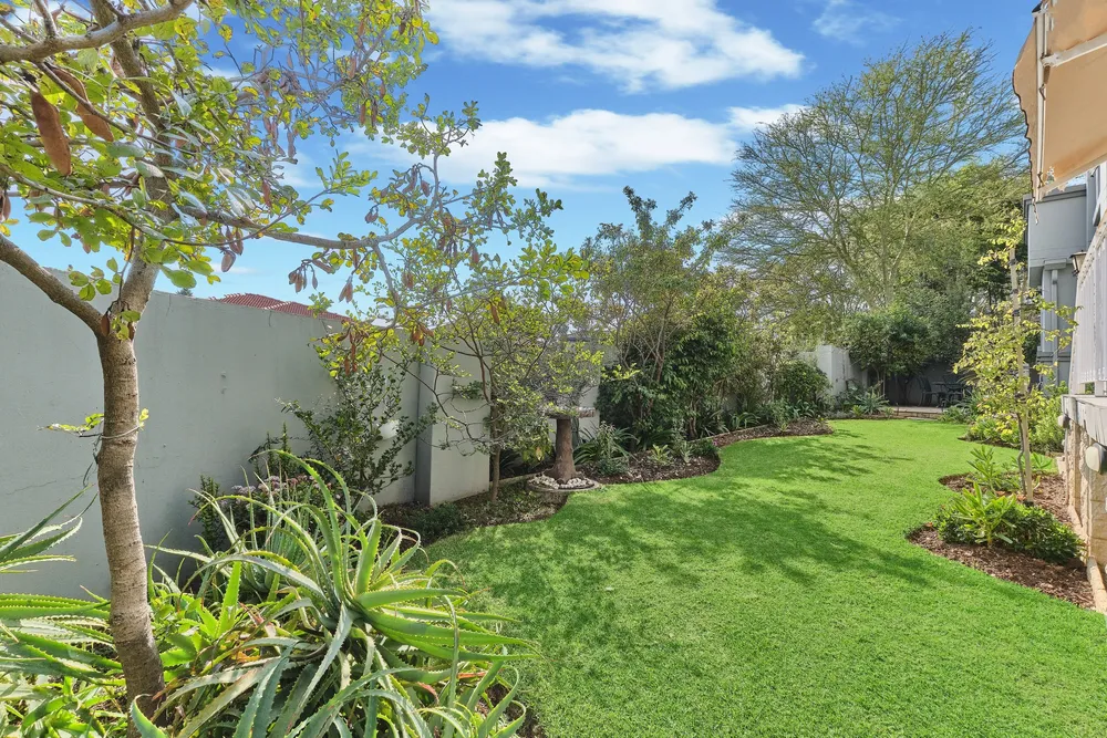 South Africa, Gauteng, Eagle Canyon Golf Estate, Eagle Canyon Boulevard, 741