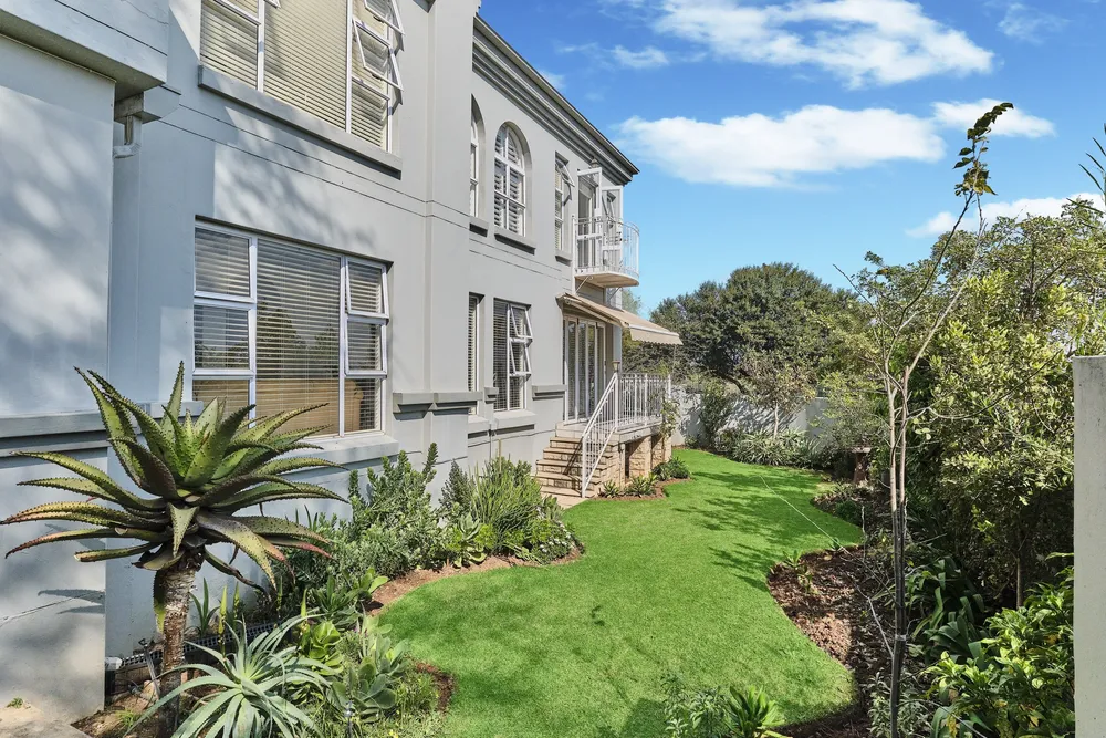 South Africa, Gauteng, Eagle Canyon Golf Estate, Eagle Canyon Boulevard, 741