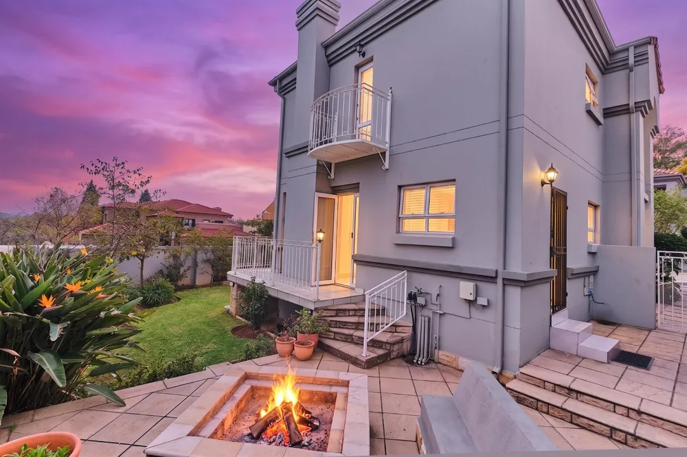 South Africa, Gauteng, Eagle Canyon Golf Estate, Eagle Canyon Boulevard, 741