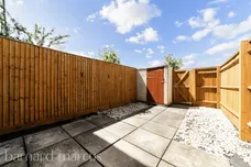Radnor Close, MITCHAM