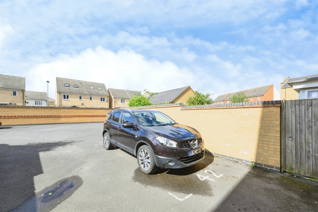 Property photo 8
