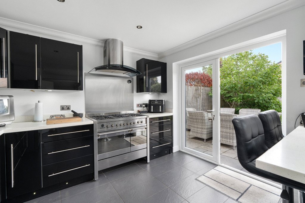 Woolslope Road, West Moors, Ferndown, BH22 Image 4