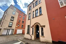 Short Hill, NOTTINGHAM