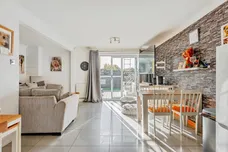Seaford Road, Crawley