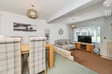 Longlands Bank, Thongsbridge, HOLMFIRTH