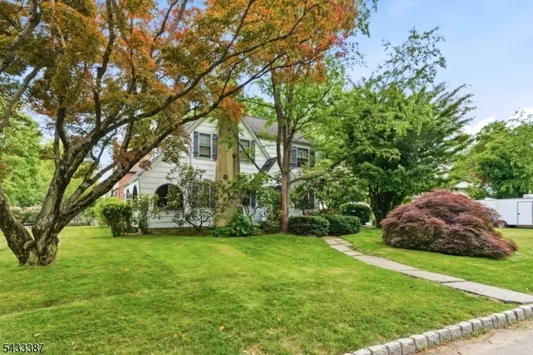 128 Meisel Ave, Springfield, NJ 07081